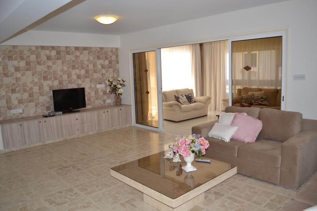 Marianna Hotel Apartments Limassol Zewnętrze zdjęcie